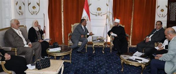 وزير الأوقاف يستقبل عددًا من أعضاء مجلس النواب