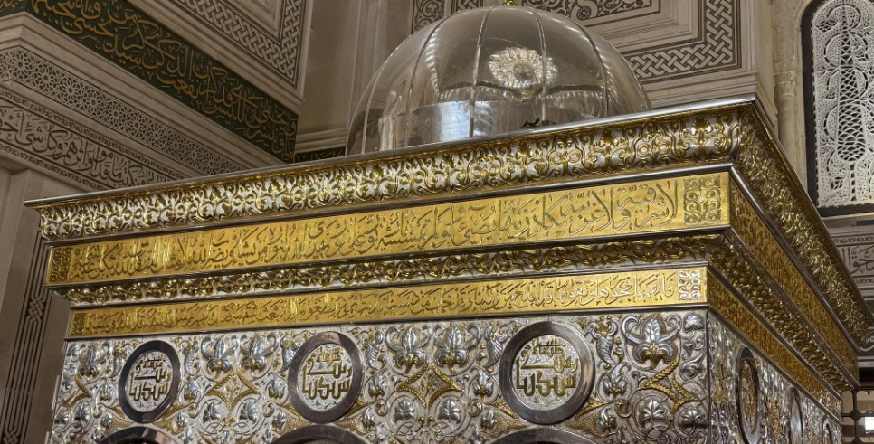 دكتور محمد الجندي يكتب عن فضل آل البيت .. المودة في القربى