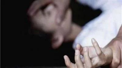 حامل في السابع.. عاطل اعتدي جنسيا على شقيقته المعاقة