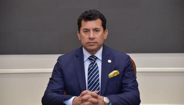 وزير الرياضة يبحث مع مدحت العدل تطوير مسابقة "إبداع"