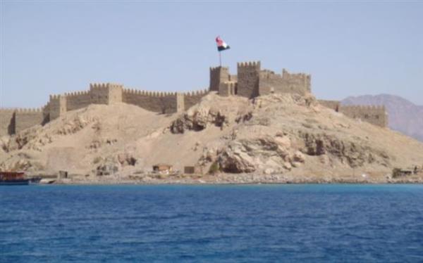 خبير آثار: مصر تحمي موكب الحجيج من أكبر غارة هددت الطريق