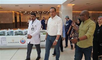   من بورسعيد إلى السويس .. رئيس هيئة الرعاية الصحية يواصل جولاته التفقدية