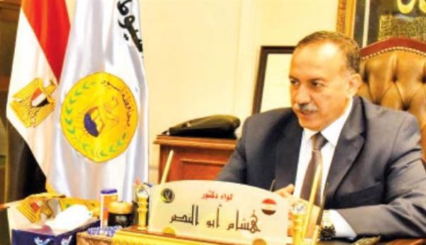 محافظ أسيوط: تشغيل غرفة طوارئ بفرع التأمين الصحي بوسط الصعيد خلال عيد الأضحى