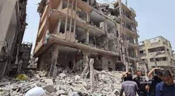 استشهاد 15 فلسطينيا وإصابة أكثر من 50 آخرين في قصف للاحتلال منزلا في حي الصبرة بغزة
