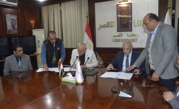 محافظ الأقصر : إطلاق حزمة مشروعات تنموية جديدة بالتعاون مع هيئة تنمية الصعيد