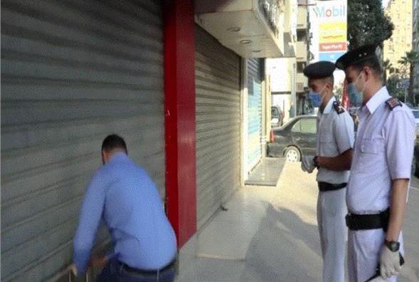 تحرير 135 مخالفة للمحال غير الملتزمة بقرار الغلق لترشيد الكهرباء