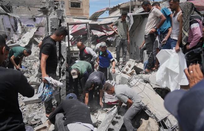 استشهاد نحو 31 فلسطينيا في قصف إسرائيلي على قطاع غزة منذ فجر اليوم