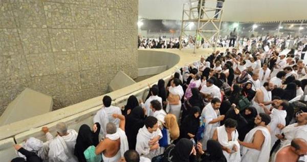 ضيوف الرحمن يختتمون رمي الجمرات في ثالث أيام التشريق