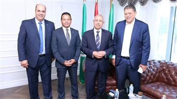   رئيس الأكاديمية العربية يستقبل رئيس اتحاد اليد لتعزيز التعاون وتوسيع الشراكة الرياضية
