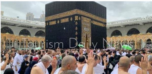 كل عام وأنتم بخير .. اليوم انطلاق موسم العمرة الجديد رسميا