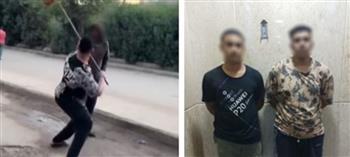   ضبط المتهمين بالتنمر على شخص في فيديو على "فيس بوك"