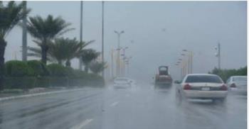   خبير أرصاد يكشف سبب سقوط الأمطار في البلاد