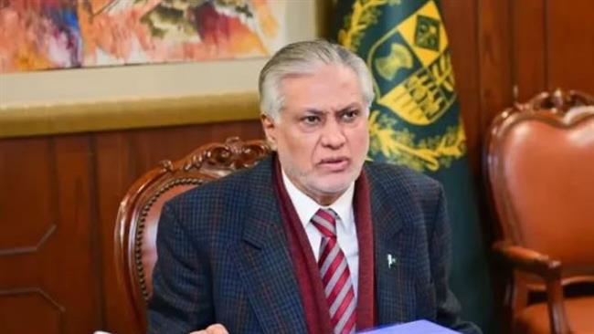 نائب رئيس وزراء باكستان يؤكد إلتزام بلاده بتعزيز العلاقات مع ماليزيا