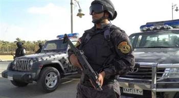   كشف ملابسات التعدي بالضرب على شخص أجنبي وسرقة مسكنه.. وضبط الجناة