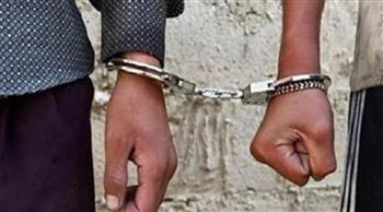  حبس عاطلين وسيدة 4 أيام بتهمة سرقة شخص بالإكراه فى القاهرة الجديدة