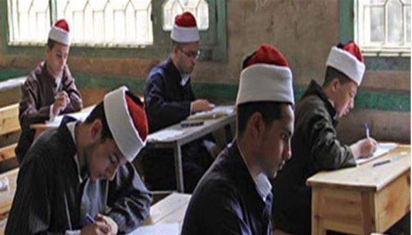 بدء أعمال تصحيح أوراق إجابات طلاب الشهادة الثانوية الأزهرية بالغربية