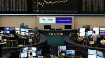 مؤشرات الأسهم الأوروبية تغلق على تباين مع تقييم تهديدات تعريفات ترامب الجمركية
