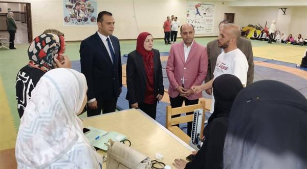 نائب رئيس جامعة بنها تتفقد اختبارات القدرات بكليتي علوم الرياضة والفنون التطبيقية