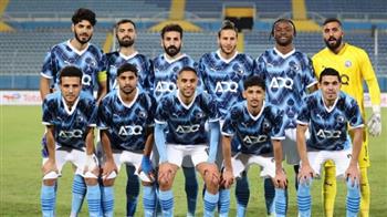   موقف بيراميدز من رحيل نجم الفريق لـ الزمالك
