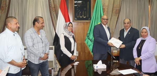 محافظ القليوبية يكرم المشرفين ومديري "التضامن " لجهودهم في تنظيم موسم الحج