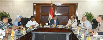  وزير الزراعة يبحث مع النقابة العامة للعاملين بالبنوك والتأمينات بجنوب افريقيا التعاون 