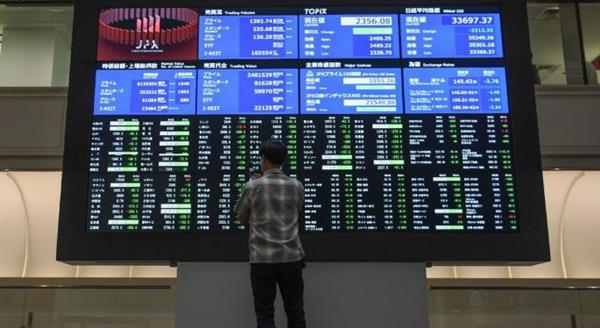 الأسهم الآسيوية تغلق على ارتفاع مع تقييم بيانات التجارة اليابانية