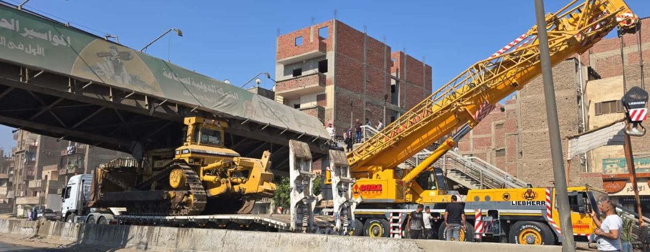 انتهاء أعمال رفع كوبرى مشاة طوخ بالقليوبية وفتح الطريق الزراعي