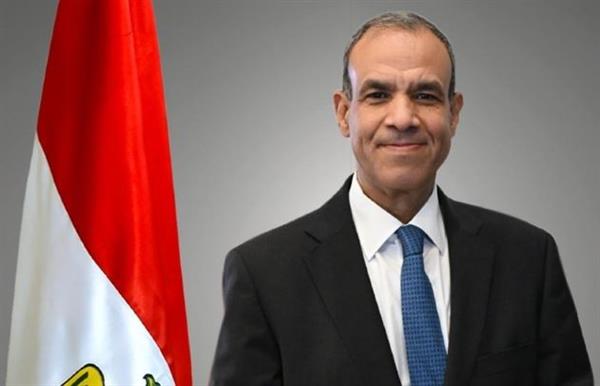 وزير الخارجية يواصل اتصالاته المكثفة لخفض التصعيد بالمنطقة