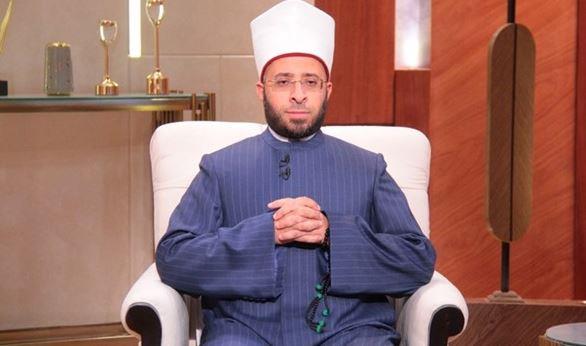 وزير الأوقاف: اهتمام رئاسي كبير بمساجد آل البيت