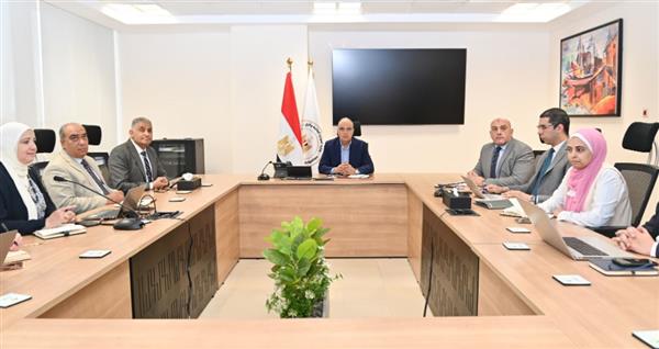 وزير الري يتابع مشروع إدارة مياه دلتا النيل