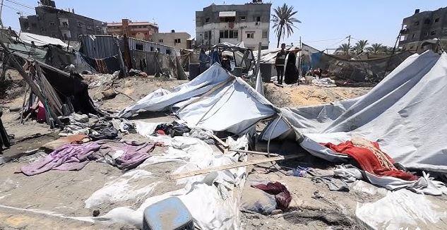 استشهاد 6 فلسطينيين بقصف الاحتلال الإسرائيلي خيمة تؤوي نازحين في مدينة غزة