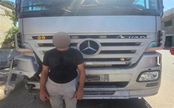  القبض على قائد سيارة نقل اصطدم بتاكسي وفر هاربا في الإسكندرية