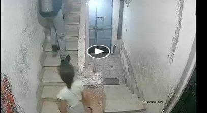 كشف ملابسات فيديو يتضمن تضرر سيدة مسنة من قيام زوجة وأطفال نجلها بتهديدها