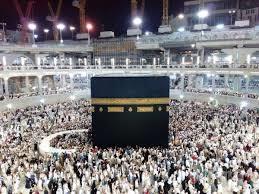 هل يجوز الذهاب إلى العمرة قبل سداد الديون؟