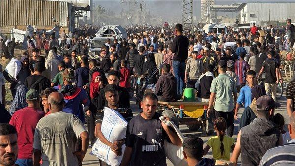 إسرائيل تبحث مع 3 دول إمكانية إنزال مساعدات في غزة جويًا