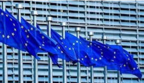 المفوضية الأوروبية تقترح زيادة رسوم الدخول لزائري الفترات القصيرة المعفيين من التأشيرة