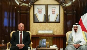   وزير النقل يبحث مع رئيس وزراء الكويت سبل جذب الاستثمارات 