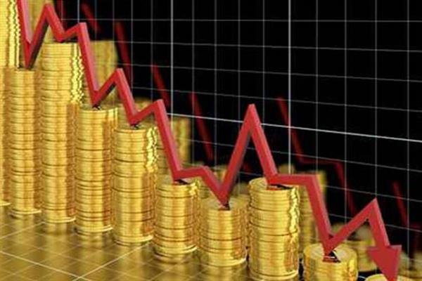 الذهب يتراجع من أعلى مستوياته في شهر بفعل ضغوط الدولار وترقب التعريفات الأمريكية