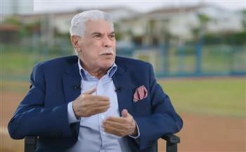   نجم الزمالك يؤكد استقرار حالة حسن شحاتة بعد مغادرته المستشفى