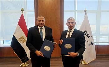   رئيس جامعة بني سويف الأهلية يوقع بروتوكول تعاون مع وكالة الفضاء المصرية