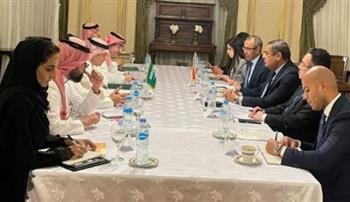   نائب وزير الخارجية يستقبل نظيره السعودى لبحث مستجدات الأوضاع في البحر الأحمر