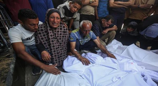 شهيدان وجرحى في قصف الاحتلال خيام النازحين في غزة وخان يونس