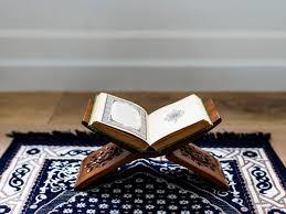 أيهما أولى وقت الفجر قراءة القرآن أم الدعاء؟