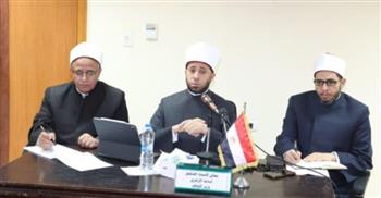   وزير الأوقاف يشدد على الانضباط الإداري التام ومواجهة الفكر المتطرف