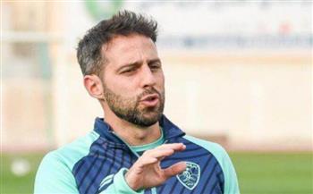   فيريرا يلقي محاضرة فنية على لاعبي الزمالك في ختام معسكر العاصمة الإدارية