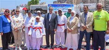   محافظ الإسكندرية يشهد فعاليات الاحتفال بالعيد القومي بشاطئ "أبطال التحدي" المجاني 