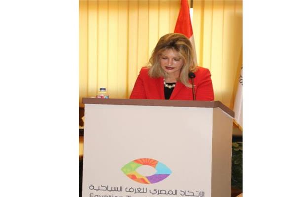 الخطيب: مزايا سياحية تنافسية مهمة في رأس الحكمة واهتمام مصري بالسياحة الخضراء
