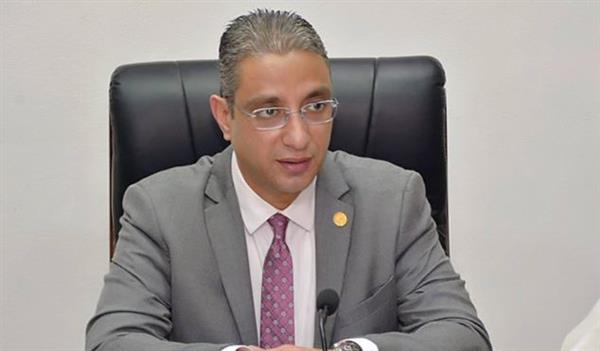 محافظ الفيوم يوجه رؤساء المدن بتسريع وتيرة العمل في ملفي التقنين والتصالح