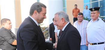 محافظ دمياط يُهنئ مدير الأمن لتوليه مهام عمله الجديد