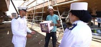   وزارة الداخلية تشارك المواطنين احتفالاتهم بذكرى ثورة 30 يونيو